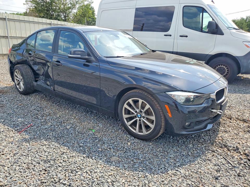 Photo 4 from auction – 2016 BMW 320 with VIN WBA8E5G51GNU19293
