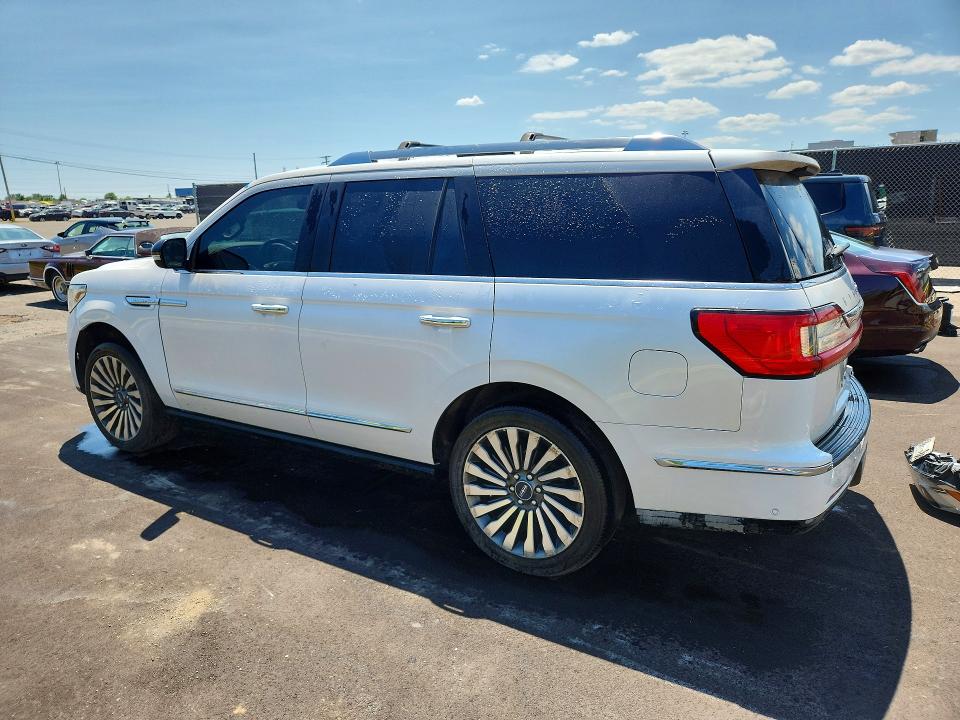 Photo 2 from auction – 2019 LINCOLN NAVIGATOR with VIN 5LMJJ2LT1KEL17447
