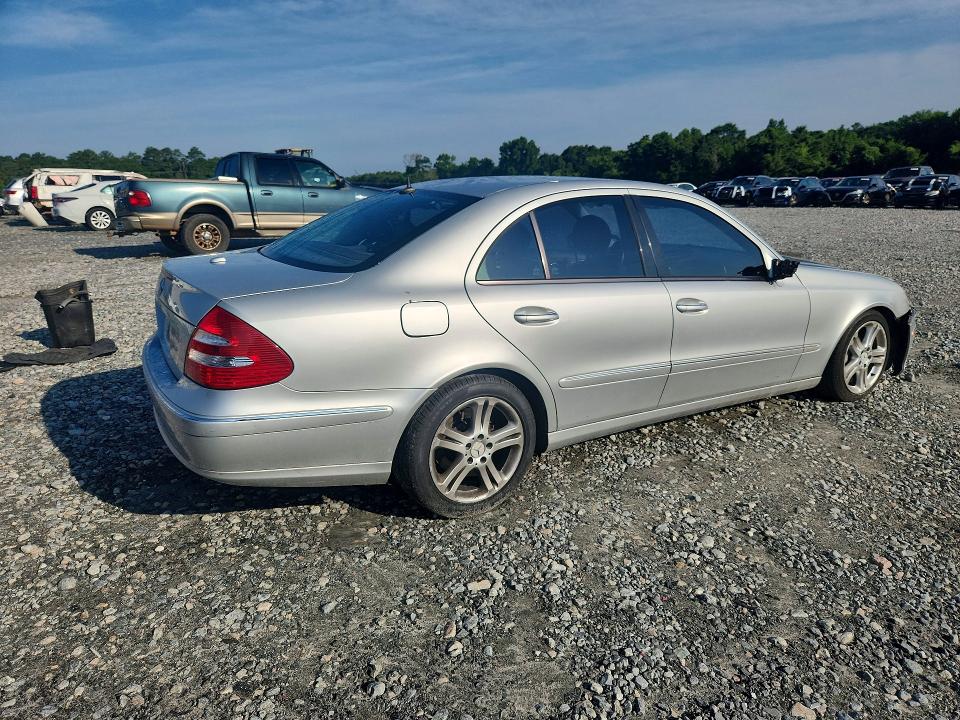 Photo 3 from auction – 2004 MERCEDES-BENZ E with VIN WDBUF70J74A400363
