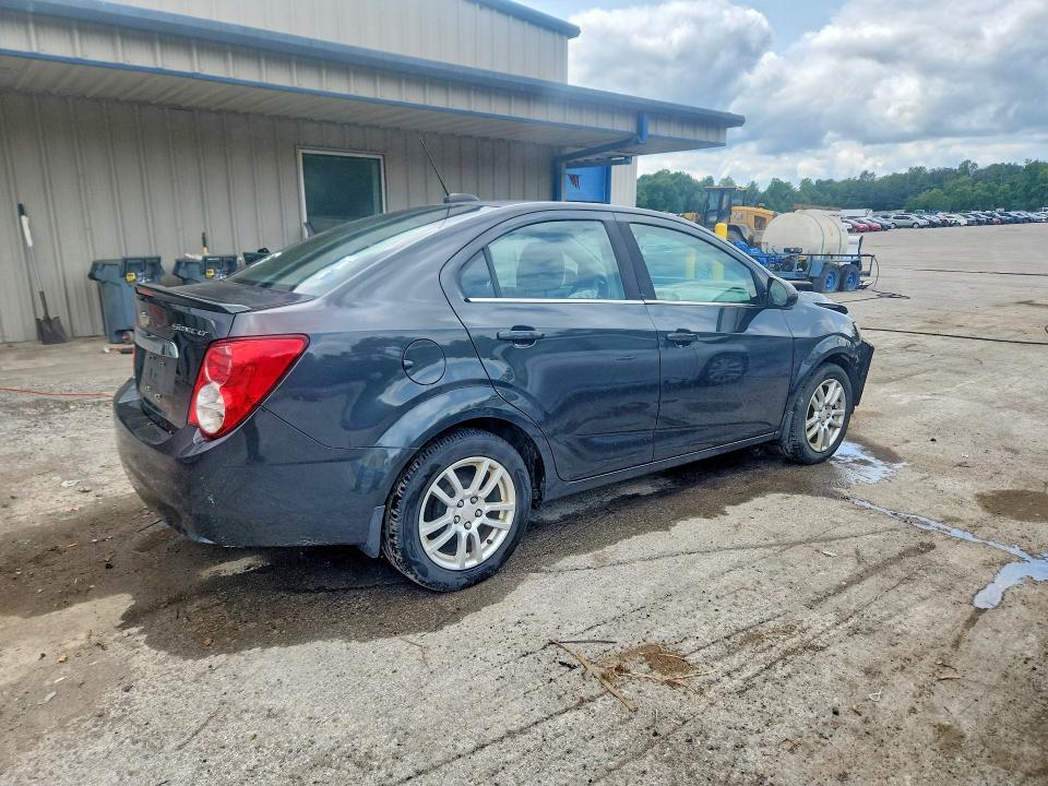 Photo 3 from auction – 2015 CHEVROLET SONIC with VIN 1G1JC5SH3F4149847