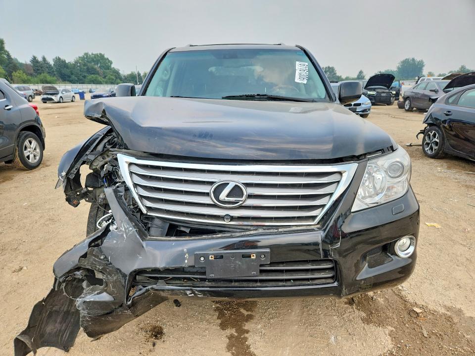 Photo 5 from auction – 2010 LEXUS LX with VIN JTJHY7AX6A4035973