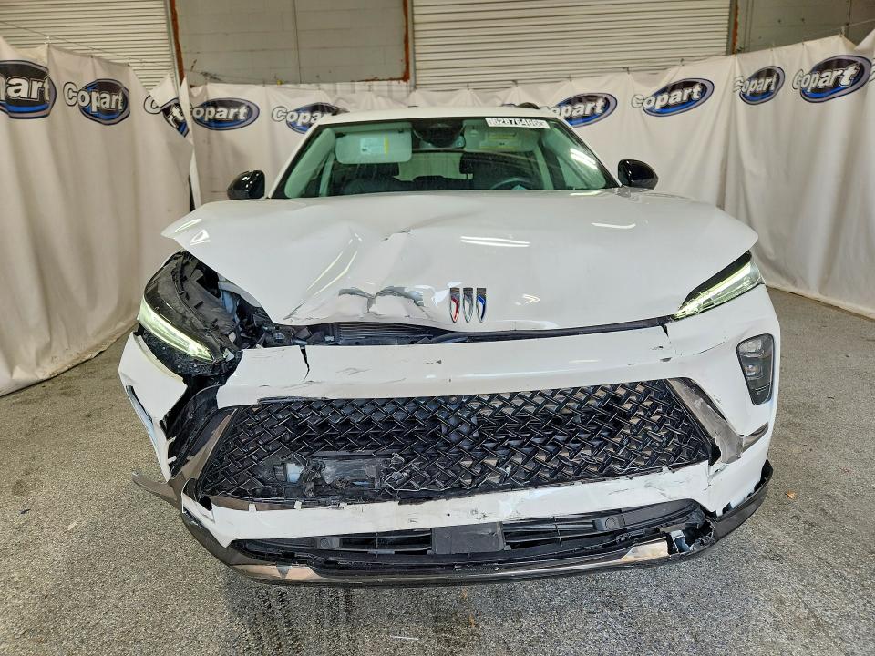 Photo 5 from auction – 2024 BUICK ENVISION with VIN LRBFZPE42RD071046