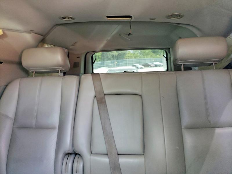 Photo 10 from auction – 2007 CHEVROLET SUBURBAN with VIN 3GNFK16307G187734