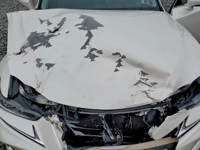 Photo 11 from auction – 2017 LEXUS IS with VIN JTHCM1D26H5021189