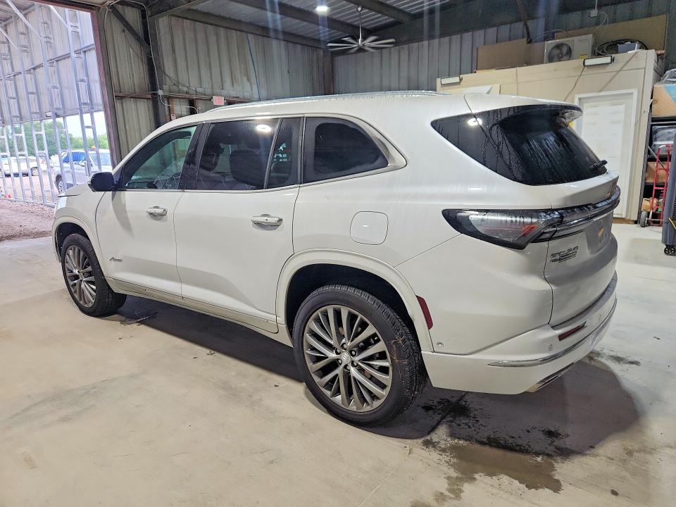 Photo 2 from auction – 2025 BUICK ENCLAVE with VIN 5GAEVCRS9SJ186052