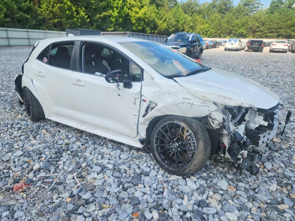 Zdjęcie 4 z aukcji – 2023 TOYOTA GR COROLLA z VIN JTNABAAE4PA004034