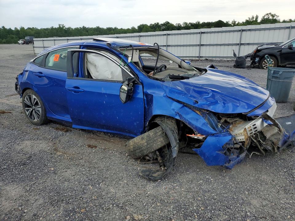 Photo 4 from auction – 2017 HONDA CIVIC with VIN 19XFC1E35HE019592