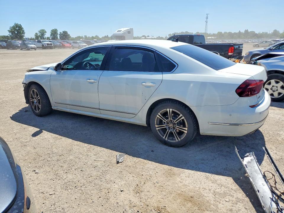 Photo 2 from auction – 2017 VOLKSWAGEN PASSAT with VIN 1VWBT7A39HC085087