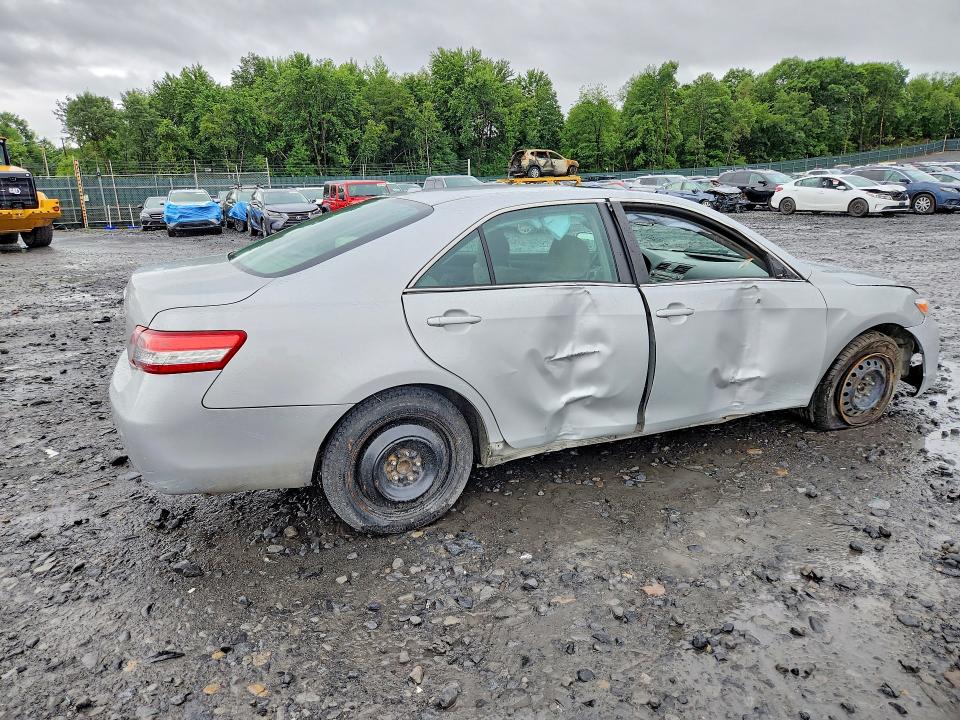 Photo 3 from auction – 2010 TOYOTA CAMRY with VIN 4T1BF3EK9AU545641