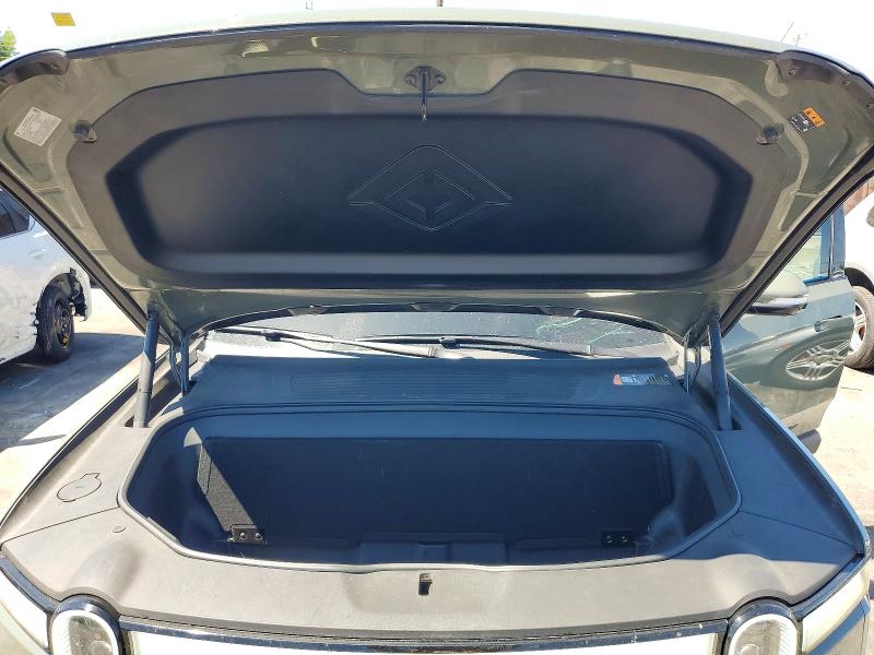 Photo 11 from auction – 2022 RIVIAN R1T with VIN 7FCTGAALXNN005461