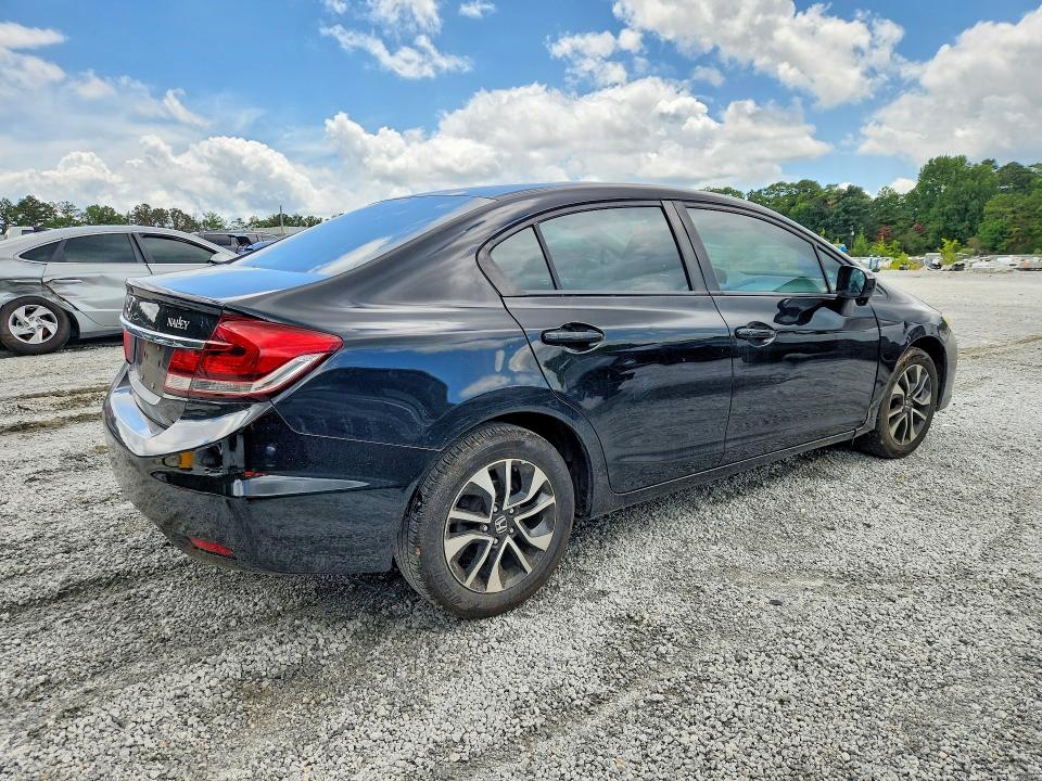 Photo 3 from auction – 2015 HONDA CIVIC with VIN 19XFB2F89FE004884