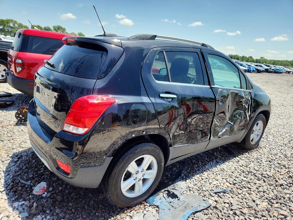 Photo 3 from auction – 2019 CHEVROLET TRAX with VIN 3GNCJLSB3KL254731