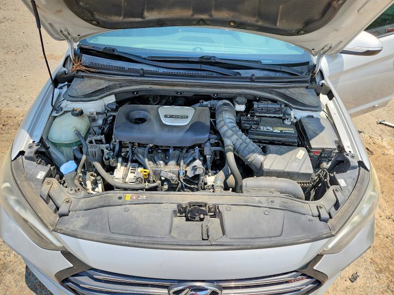Photo 11 from auction – 2018 HYUNDAI ELANTRA with VIN KMHD04LB2JU485012
