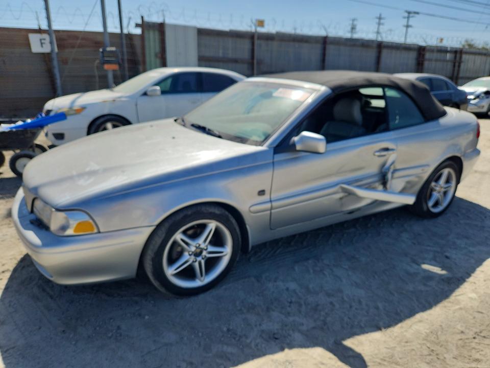 2000 VOLVO C70