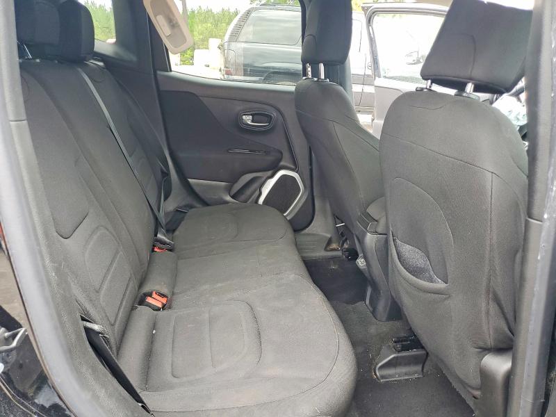 Photo 10 from auction – 2018 JEEP RENEGADE with VIN ZACCJABB0JPJ60189