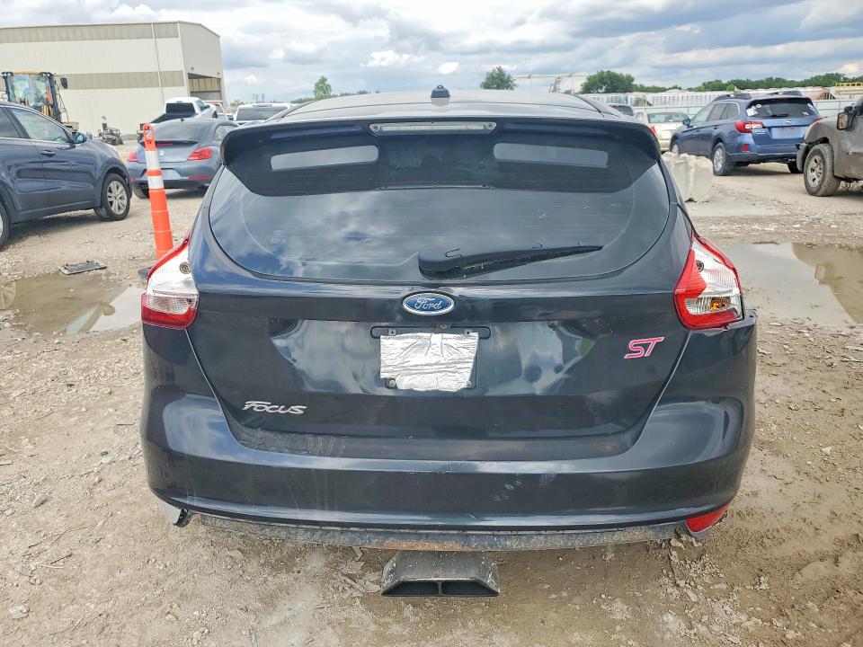 Photo 6 from auction – 2015 FORD FOCUS with VIN 1FADP3L97FL374661