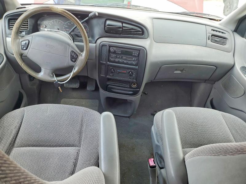 Photo 8 from auction – 2000 FORD WINDSTAR with VIN 2FMZA5043YBC33364