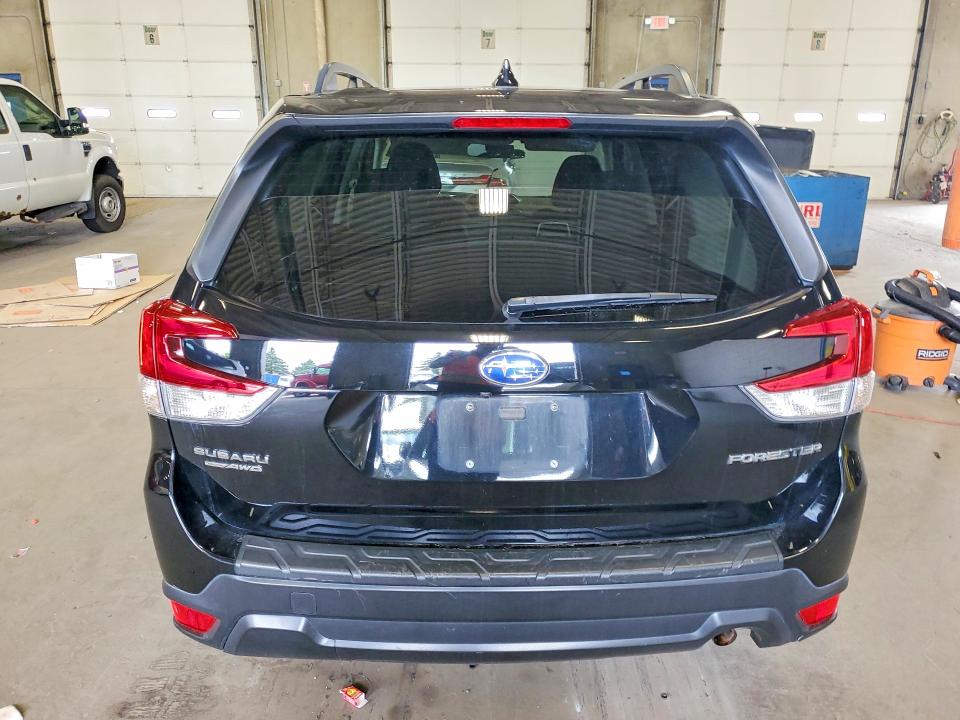 Photo 6 from auction – 2020 SUBARU FORESTER with VIN JF2SKAJC6LH410858