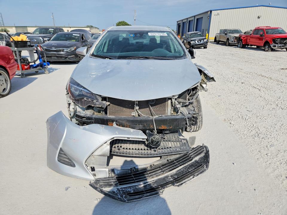 Photo 5 from auction – 2019 TOYOTA COROLLA with VIN 5YFBURHE3KP903981