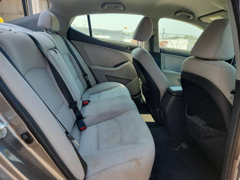 Photo 10 from auction – 2015 KIA OPTIMA with VIN 5XXGM4A72FG481527