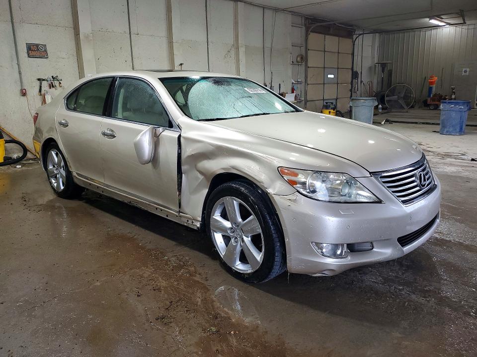 Photo 4 from auction – 2010 LEXUS LS with VIN JTHBL5EF7A5100576