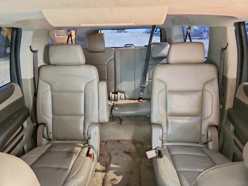 Photo 10 from auction – 2019 CHEVROLET SUBURBAN with VIN 1GNSKHKC4KR217064