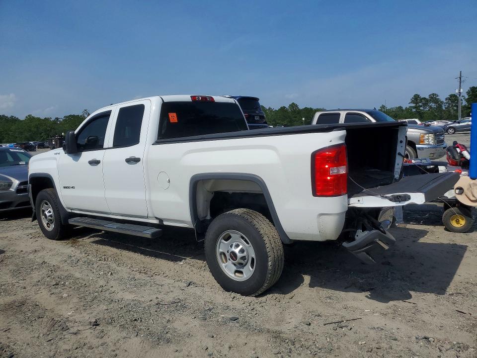 Photo 2 from auction – 2017 GMC SIERRA with VIN 1GT22REG5HZ161478