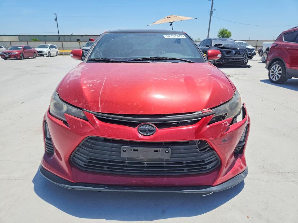 Photo 5 from auction – 2016 SCION TC with VIN JTKJF5C74GJ026347