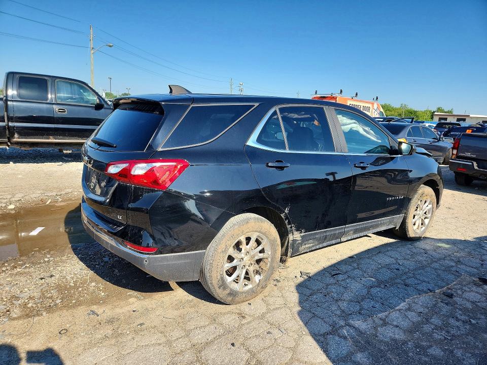 Photo 3 from auction – 2021 CHEVROLET EQUINOX with VIN 3GNAXJEV8ML389366