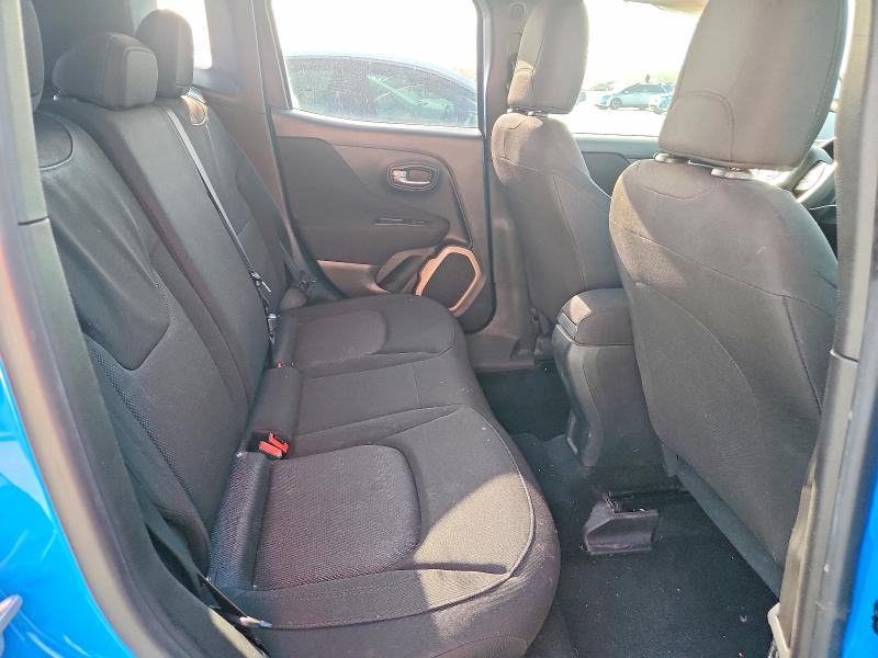 Photo 10 from auction – 2015 JEEP RENEGADE with VIN ZACCJAAH0FPC10394