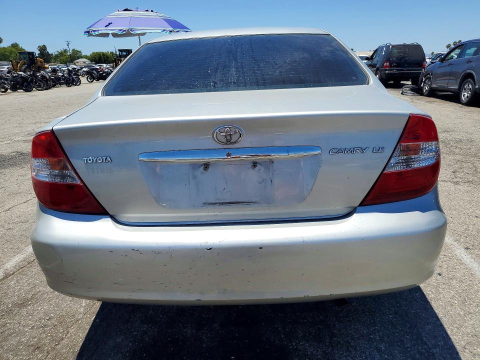 Photo 6 from auction – 2002 TOYOTA CAMRY with VIN JTDBE32K720038502