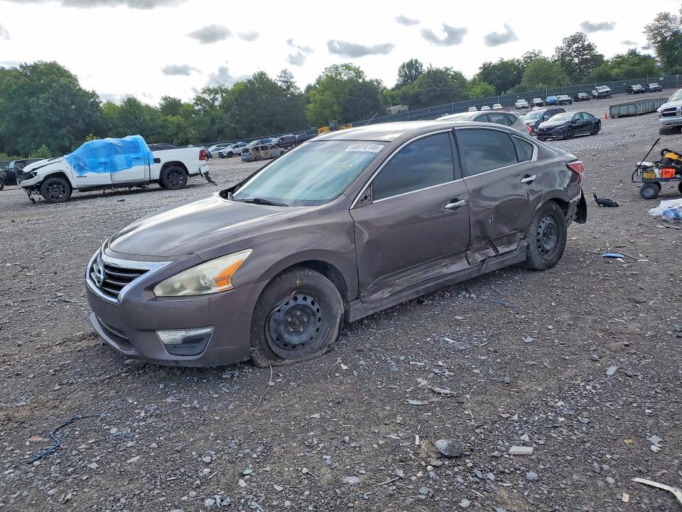 NISSAN ALTIMA 2015 with VIN 1N4AL3AP3FN366819 - Photo from auction