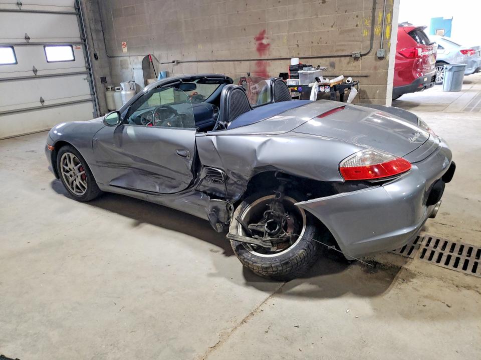 Photo 2 from auction – 2004 PORSCHE BOXSTER with VIN WP0CB29804U661070