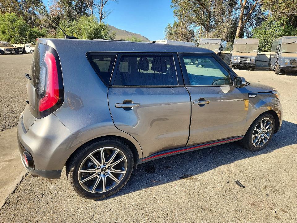 Photo 3 from auction – 2018 KIA SOUL with VIN KNDJX3AA4J7540436