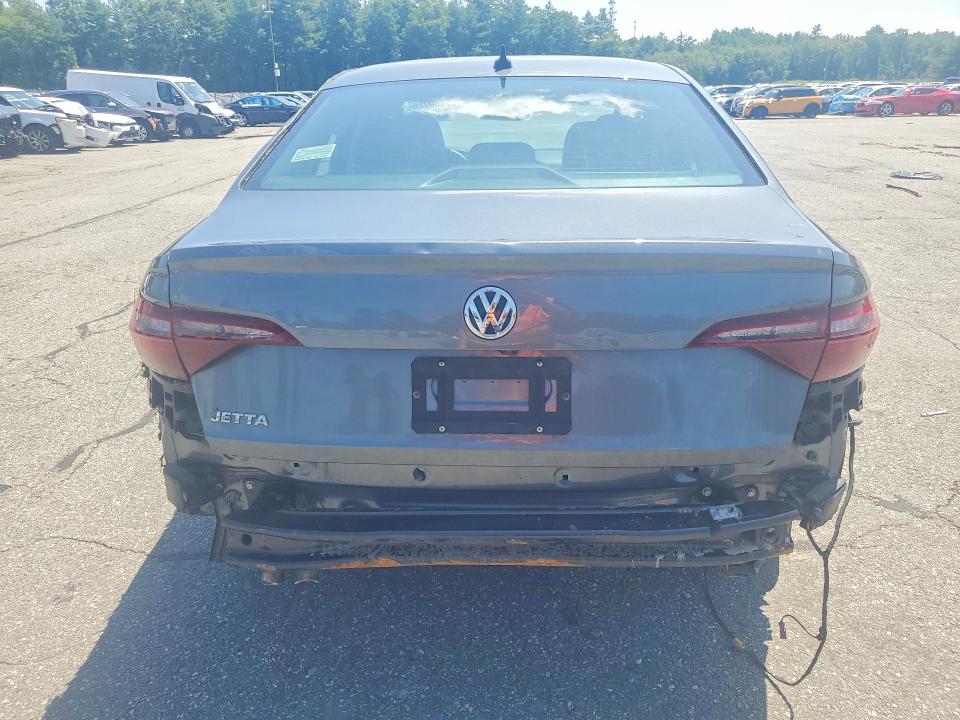 Photo 6 from auction – 2020 VOLKSWAGEN JETTA with VIN 3VWEB7BU4LM044882