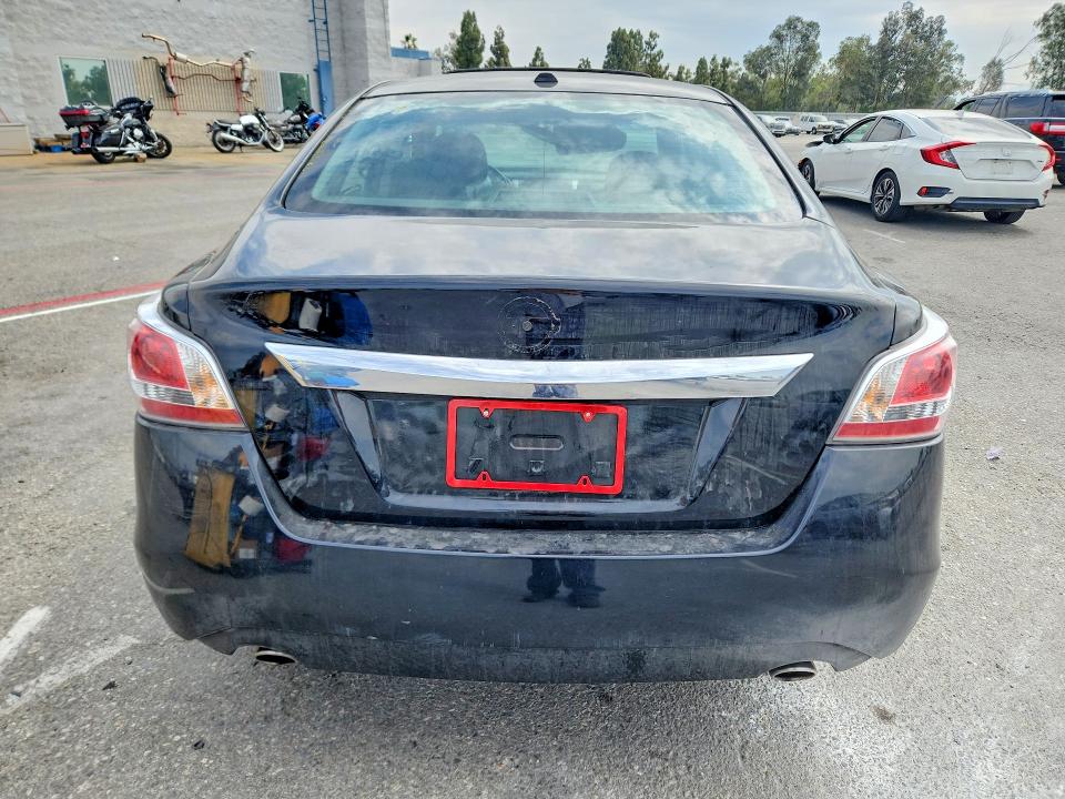 Photo 6 from auction – 2015 NISSAN ALTIMA with VIN 1N4AL3AP6FC183877