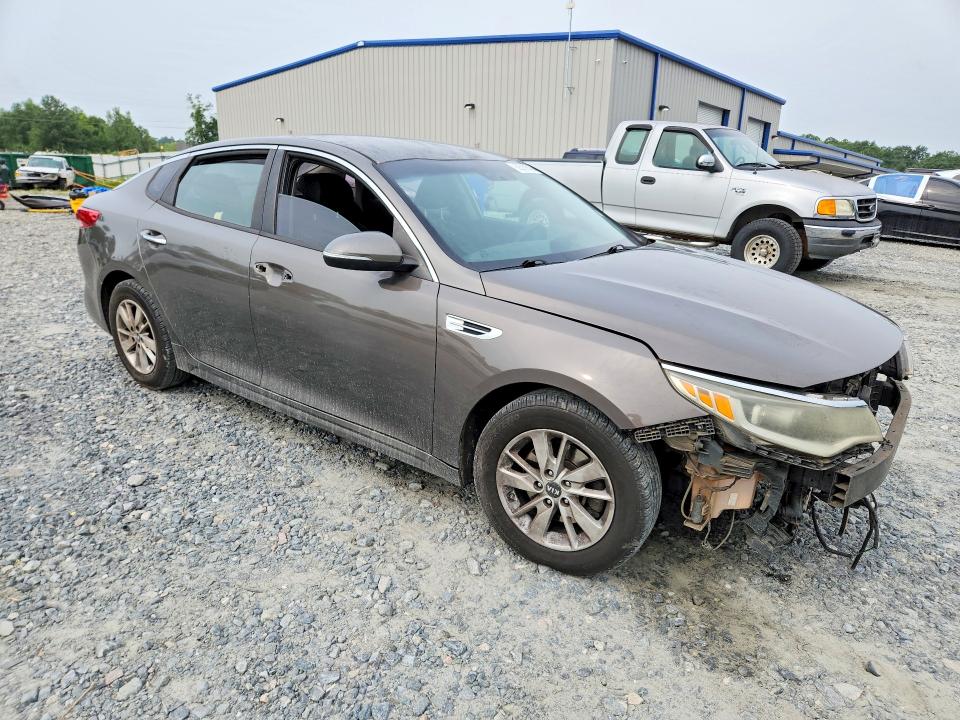 Photo 4 from auction – 2016 KIA OPTIMA with VIN 5XXGT4L36GG076088