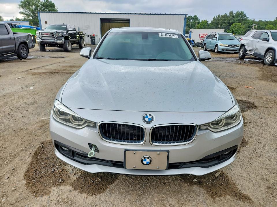 Photo 5 from auction – 2018 BMW 320 with VIN WBA8A9C58JAD26992