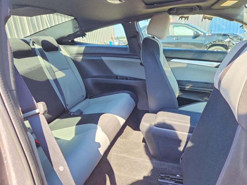 Photo 10 from auction – 2018 HONDA CIVIC with VIN 2HGFC3B31JH352772