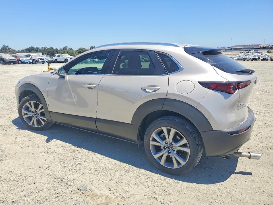 Photo 2 from auction – 2023 MAZDA CX-30 with VIN 3MVDMBBM8PM542180