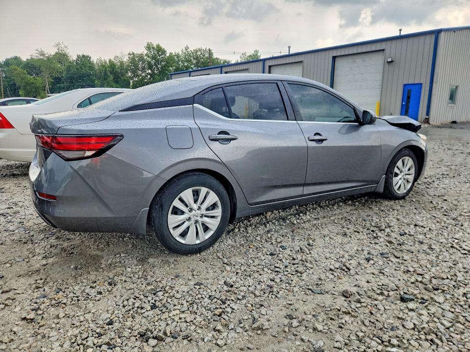 Foto 3 de la subasta – 2022 NISSAN SENTRA con VIN 3N1AB8BV1NY232158