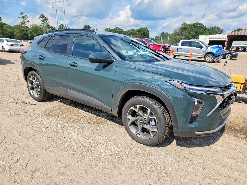 Photo 4 from auction – 2025 CHEVROLET TRAX with VIN KL77LHEP4SC308295