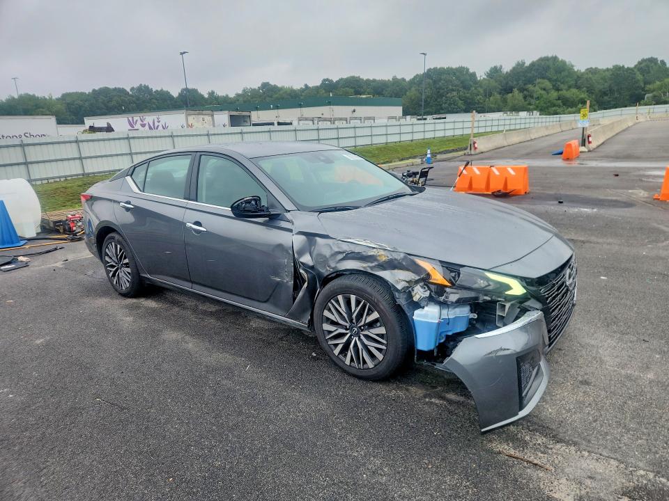Photo 4 from auction – 2025 NISSAN ALTIMA with VIN 1N4BL4DV0SN367666