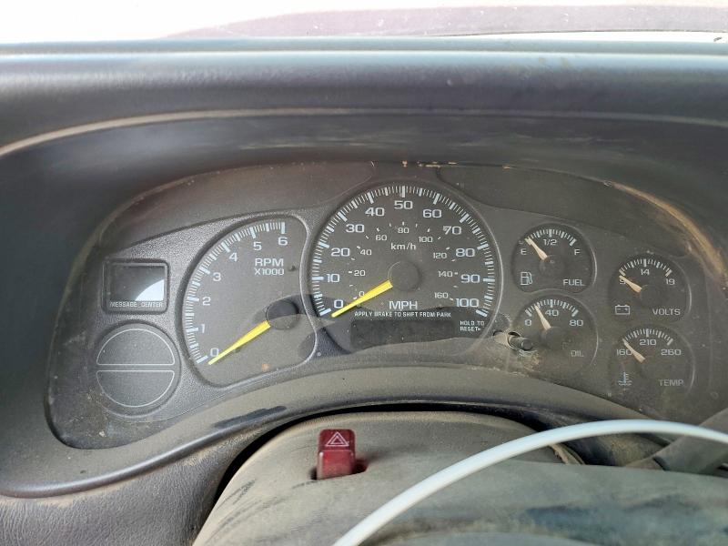 Photo 9 from auction – 2000 CHEVROLET SILVERADO with VIN 2GCEK19T8Y1176569