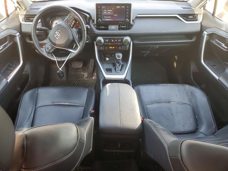 Photo 8 from auction – 2020 TOYOTA RAV4 with VIN 2T3R1RFV3LW099134