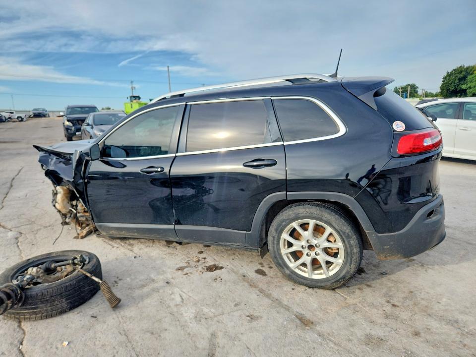 Photo 2 from auction – 2017 JEEP CHEROKEE with VIN 1C4PJLCS8HW641349