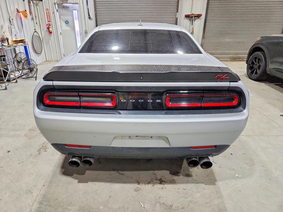 Photo 6 from auction – 2019 DODGE CHALLENGER with VIN 2C3CDZBT3KH708937