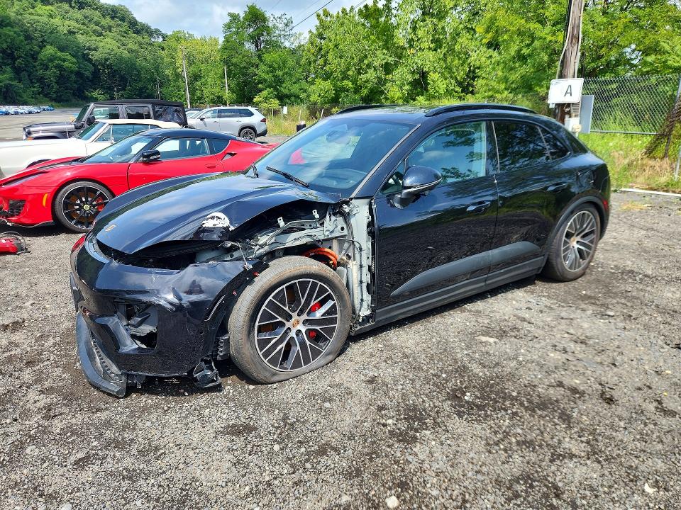2025 PORSCHE MACAN - Търг №63101776