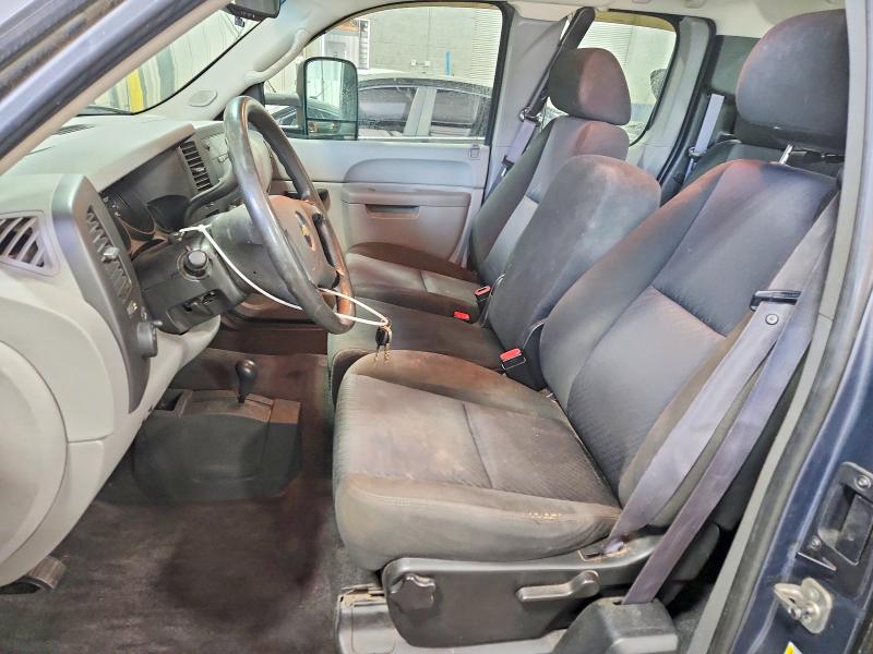 Photo 7 from auction – 2011 CHEVROLET SILVERADO with VIN 1GCRKRE04BZ359073