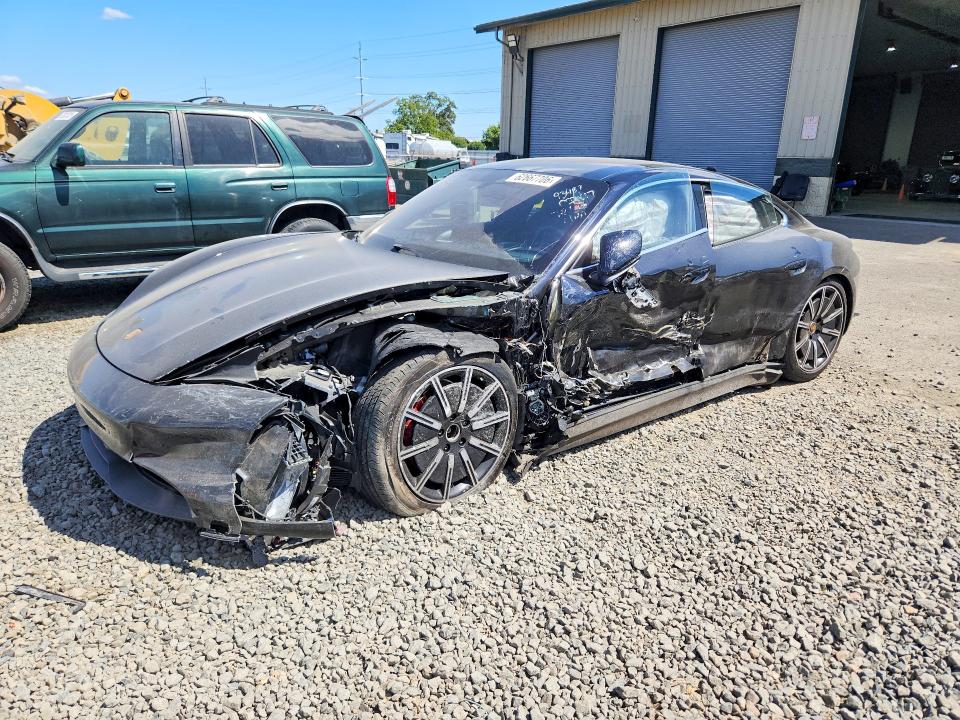 2020 PORSCHE TAYCAN - Търг №62667706